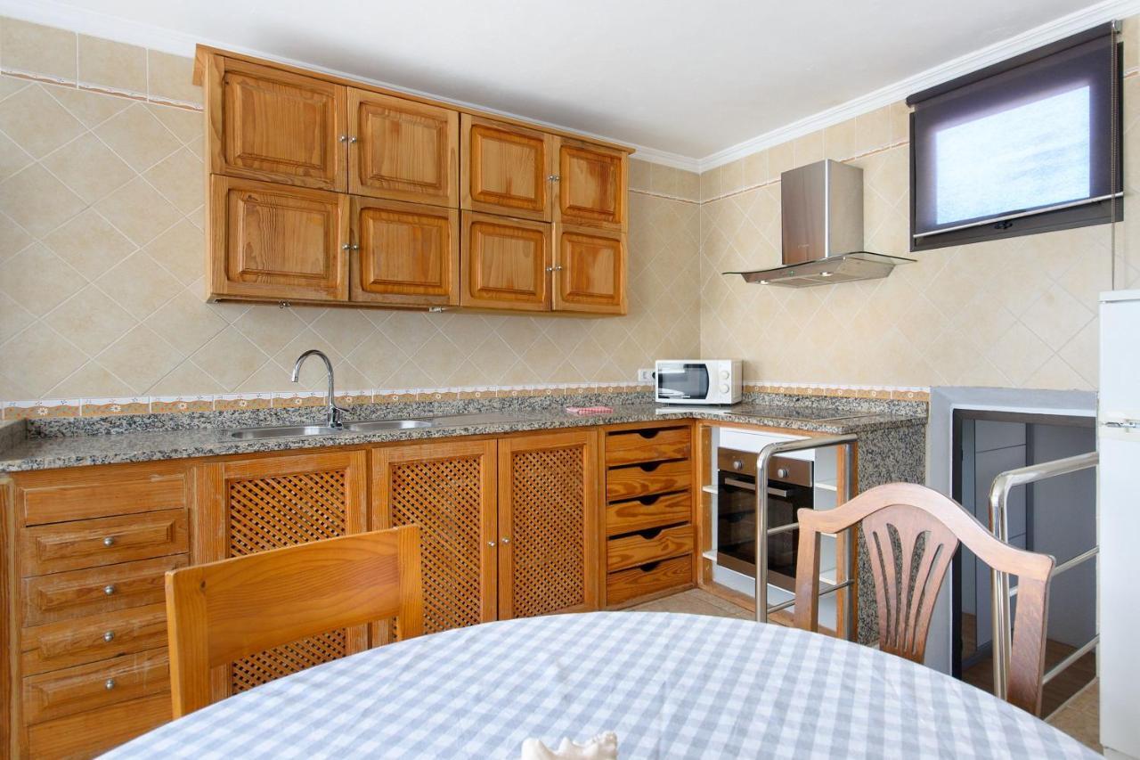 Famara Beach Apt Bagian luar foto
